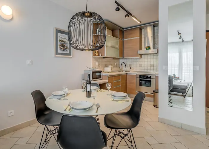 Stiv Luxe Apartment *